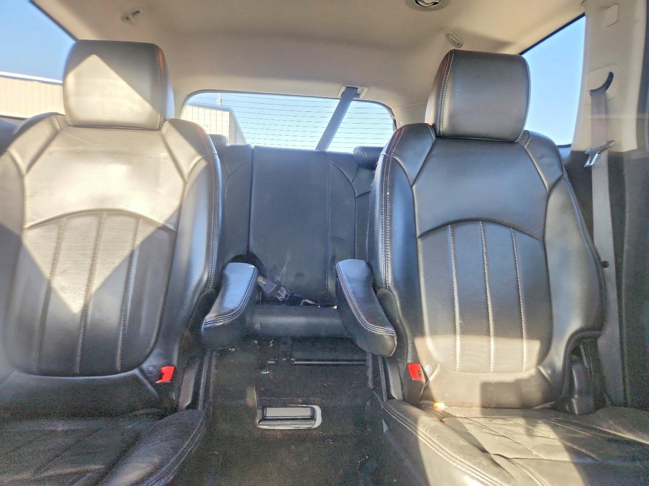 2014 Buick Enclave White vin: 5GAKRBKD1EJ249517