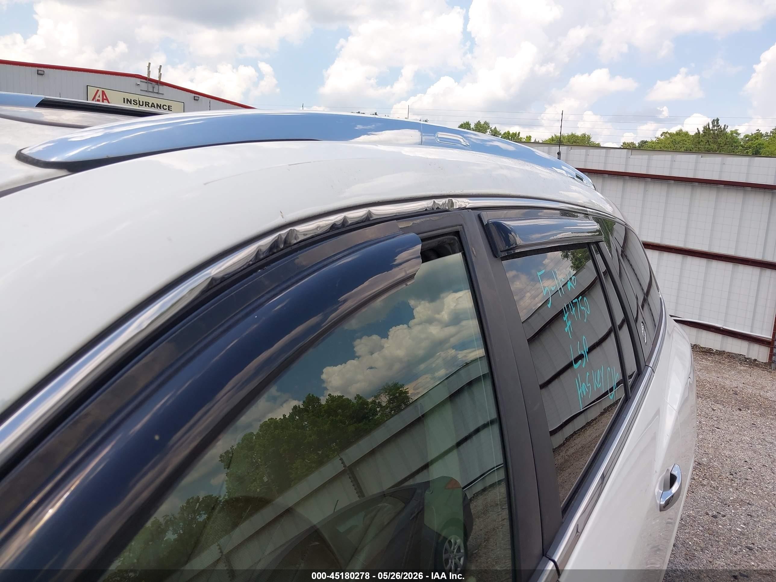 2015 Buick Enclave Leather White vin: 5GAKRBKD1FJ259921
