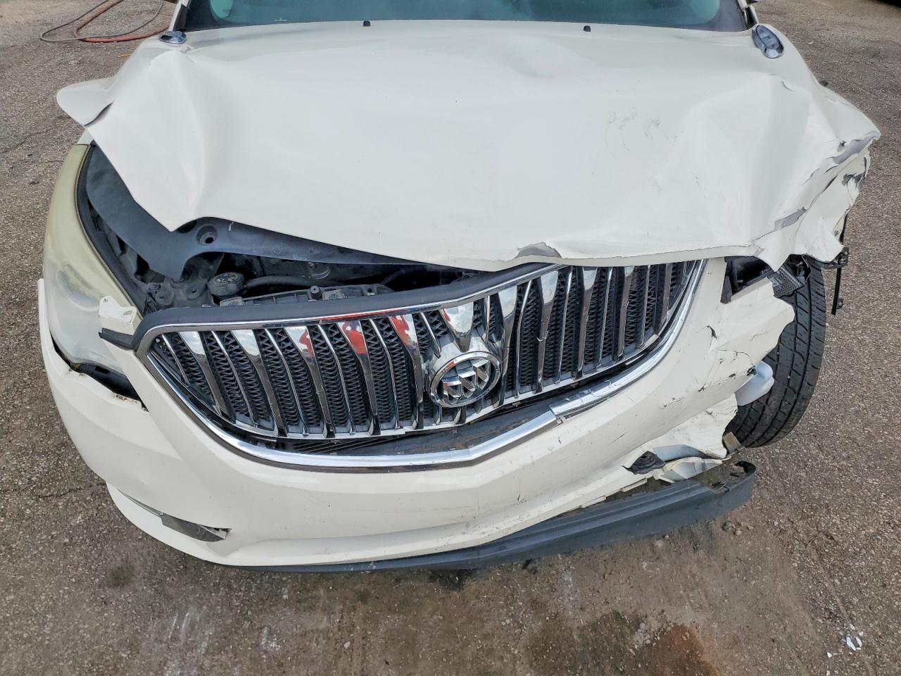 2015 Buick Enclave White vin: 5GAKRBKD1FJ273494