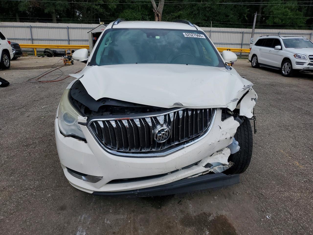 2015 Buick Enclave White vin: 5GAKRBKD1FJ273494