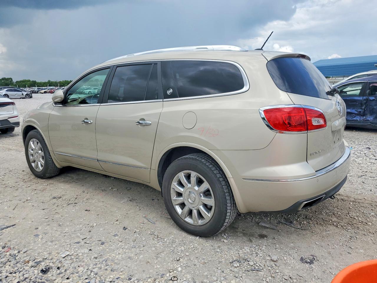 2015 Buick Enclave Gold vin: 5GAKRBKD1FJ357329