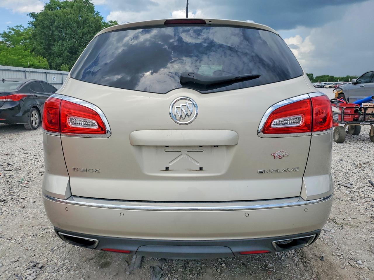 2015 Buick Enclave Gold vin: 5GAKRBKD1FJ357329