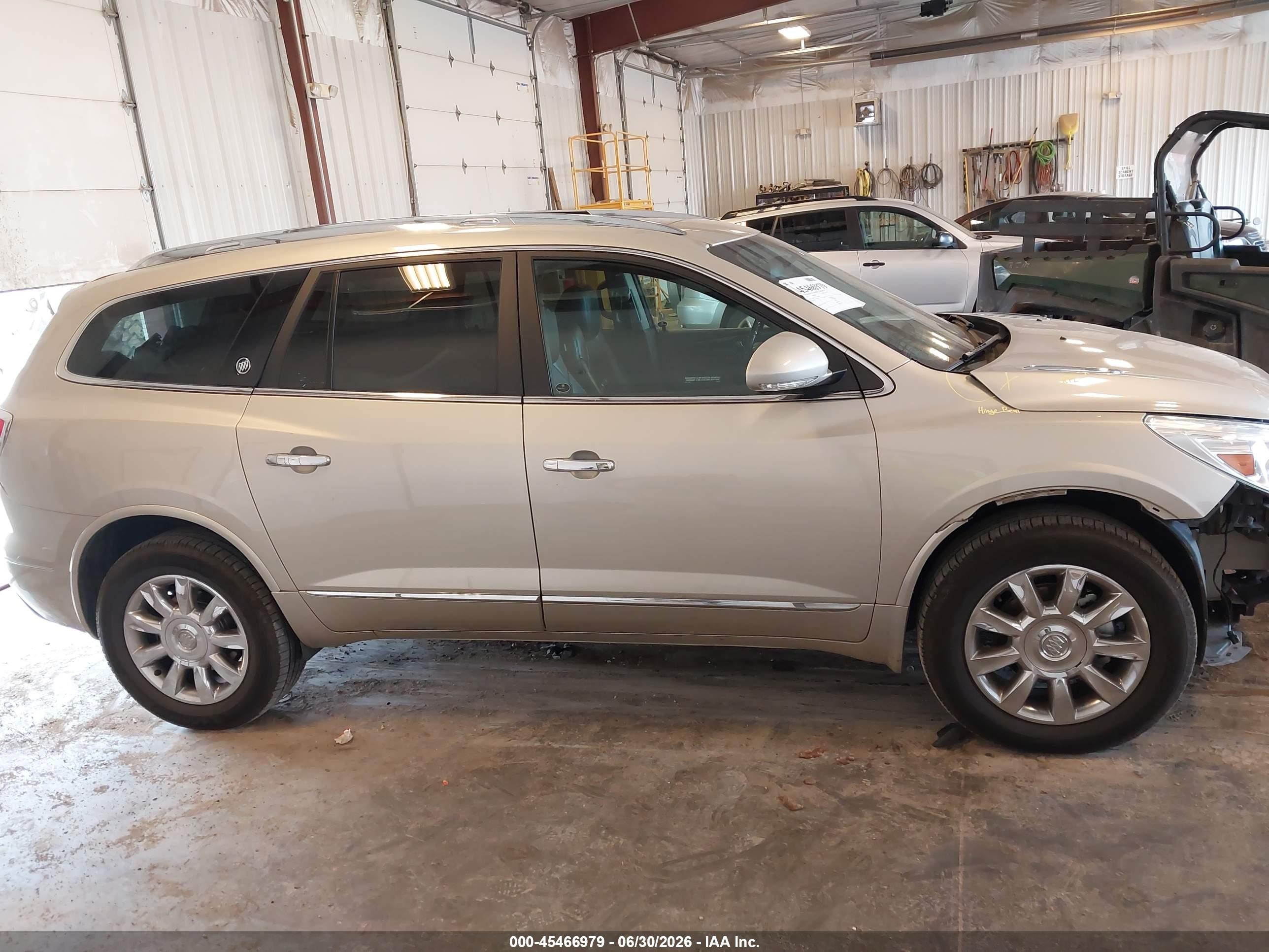 2015 Buick Enclave Leather Gold vin: 5GAKRBKD1FJ367200