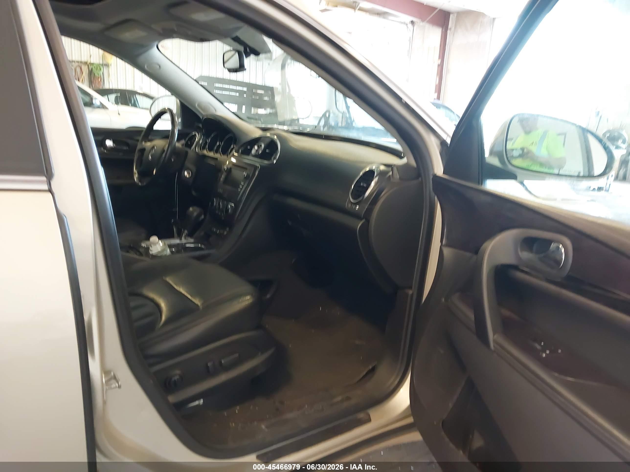2015 Buick Enclave Leather Gold vin: 5GAKRBKD1FJ367200