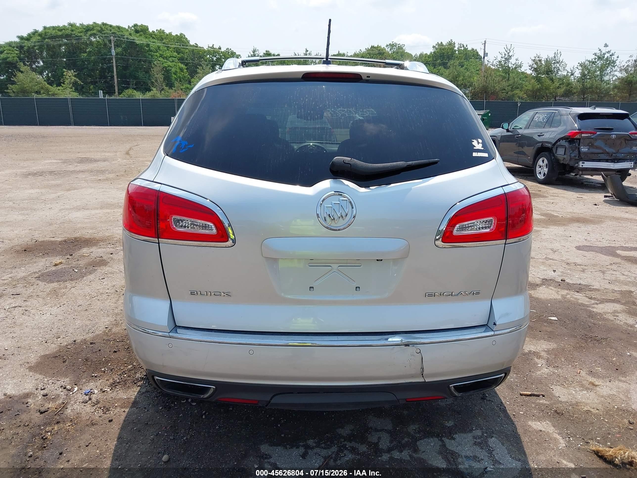 2015 Buick Enclave Leather Silver vin: 5GAKRBKD1FJ387947