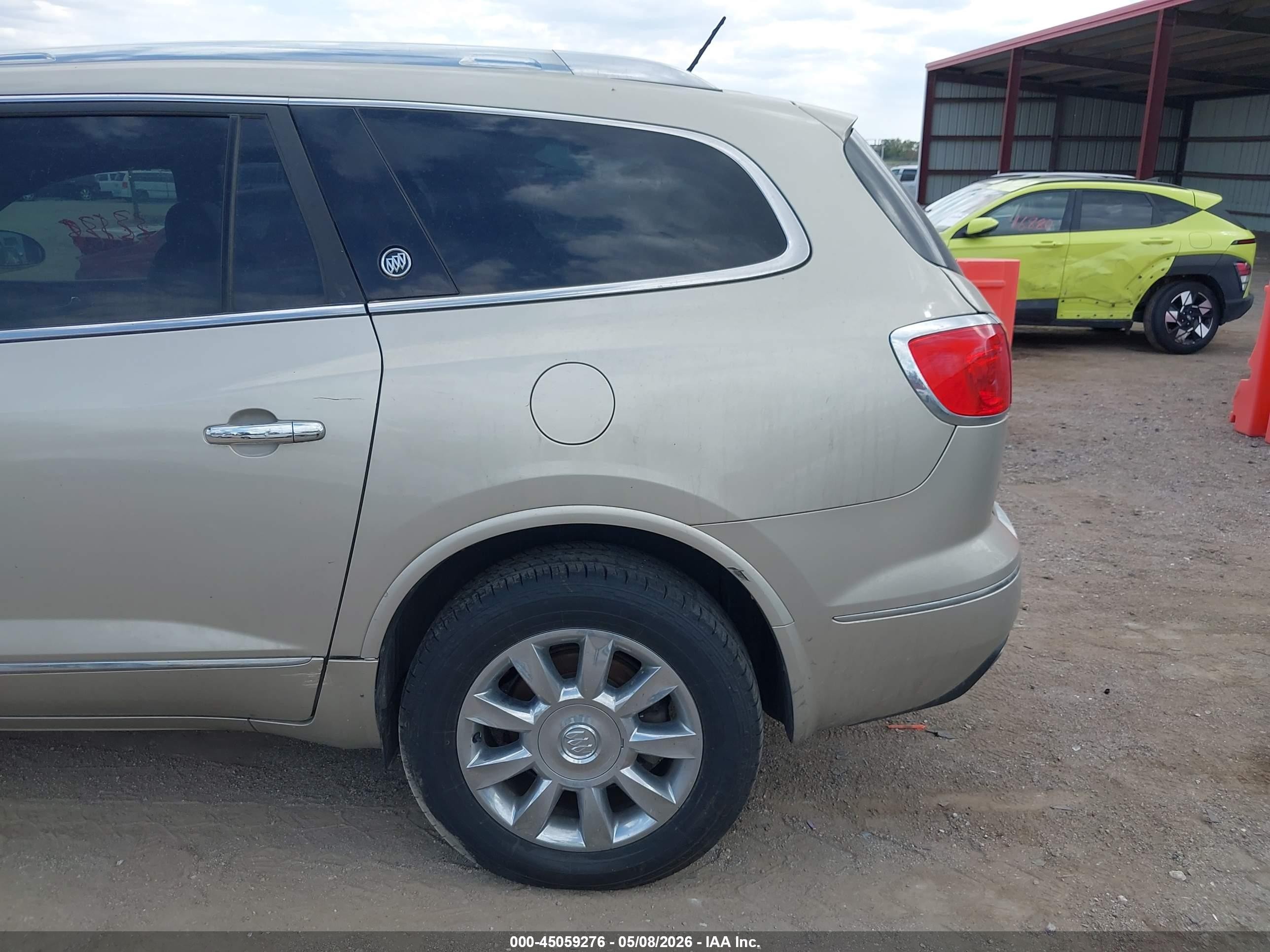 2014 Buick Enclave Leather Beige vin: 5GAKRBKD2EJ172284