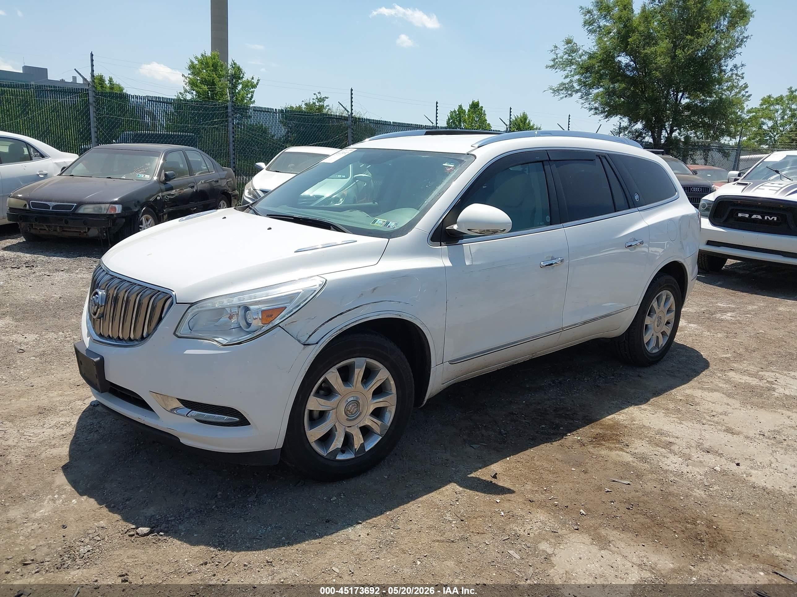 2017 Buick Enclave Leather Белый vin: 5GAKRBKD2HJ350165