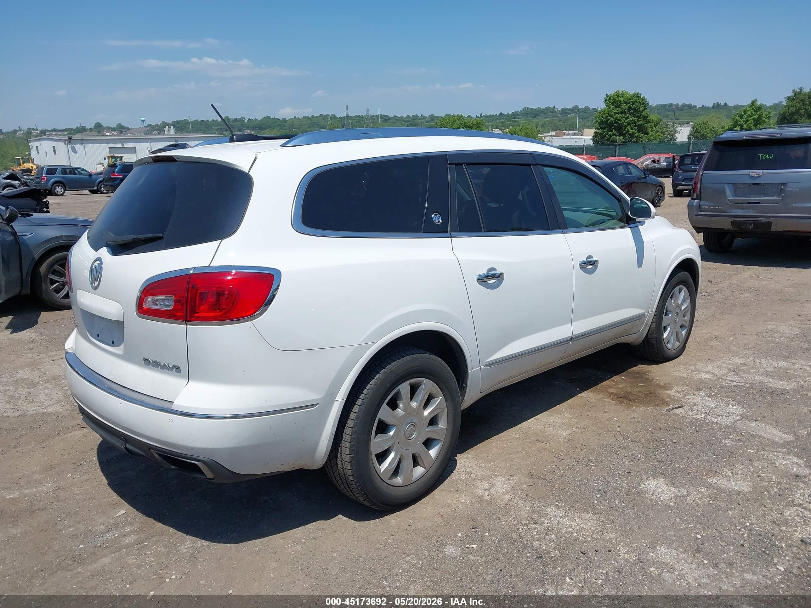 2017 Buick Enclave Leather Белый vin: 5GAKRBKD2HJ350165