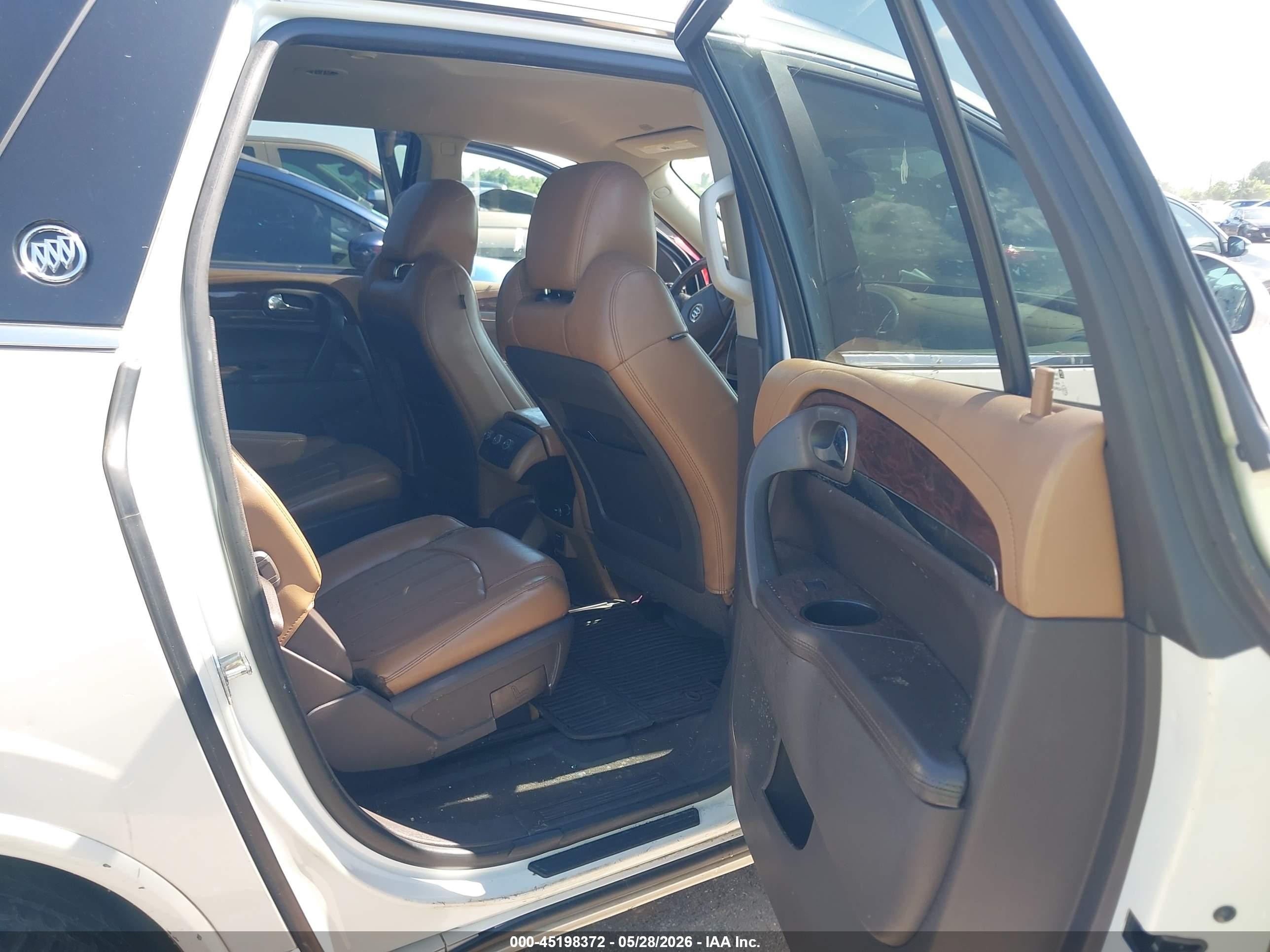 2015 Buick Enclave Leather White vin: 5GAKRBKD3FJ150781