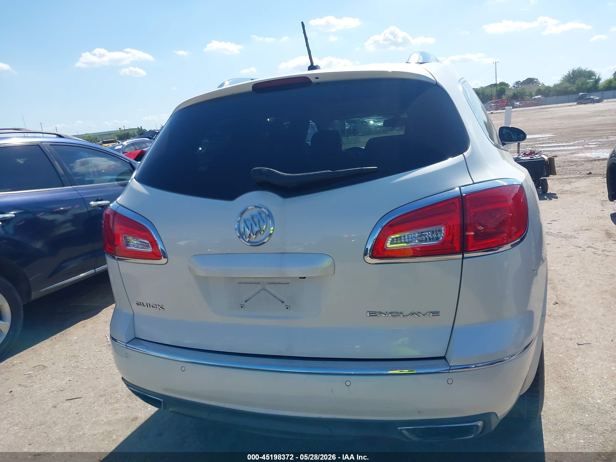 2015 Buick Enclave Leather White vin: 5GAKRBKD3FJ150781
