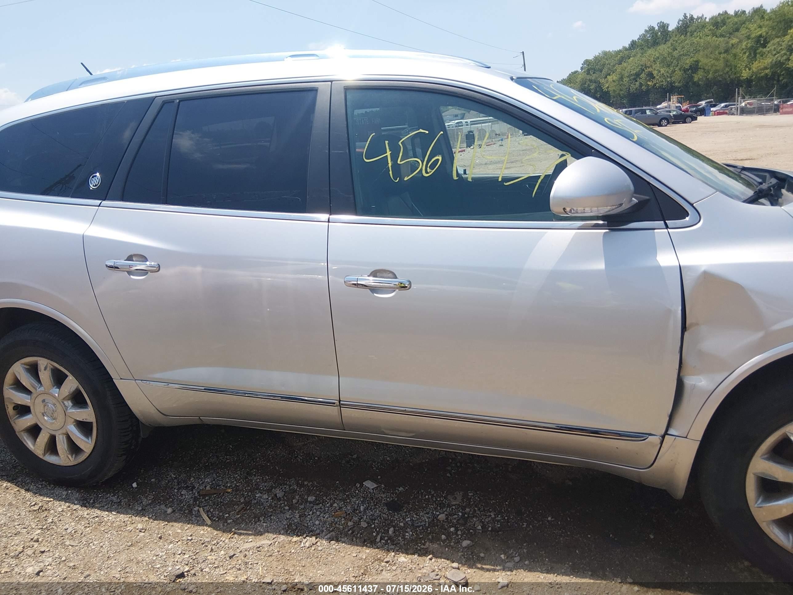 2015 Buick Enclave Leather Silver vin: 5GAKRBKD3FJ305779