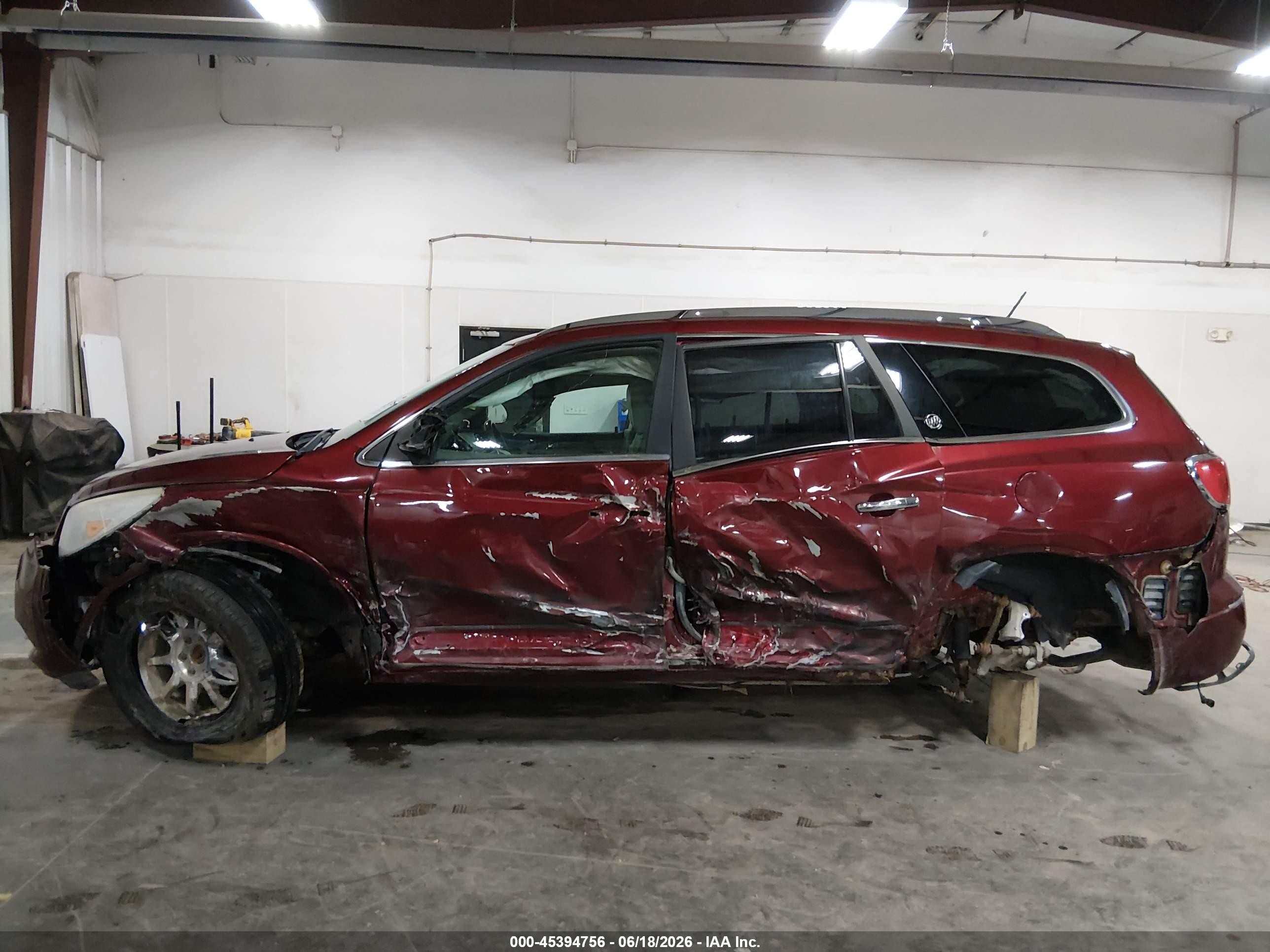 2015 Buick Enclave Leather Maroon vin: 5GAKRBKD3FJ318788