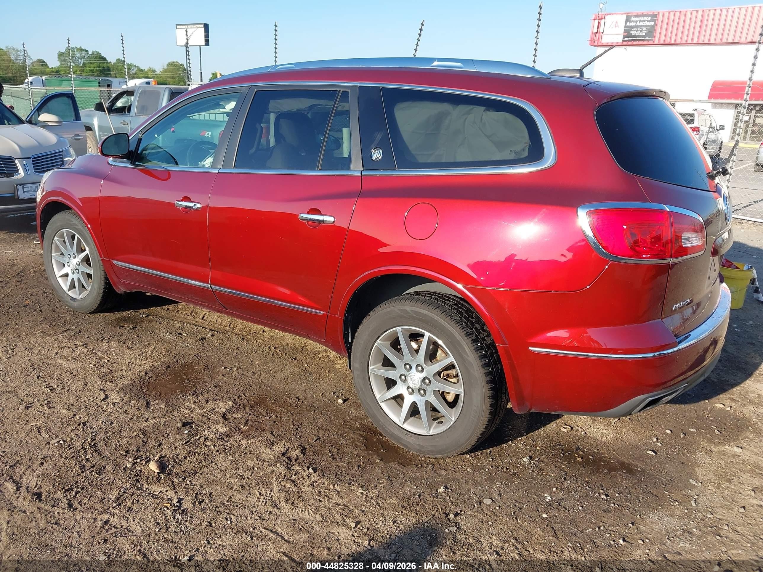 2017 Buick Enclave Leather Red vin: 5GAKRBKD3HJ330653