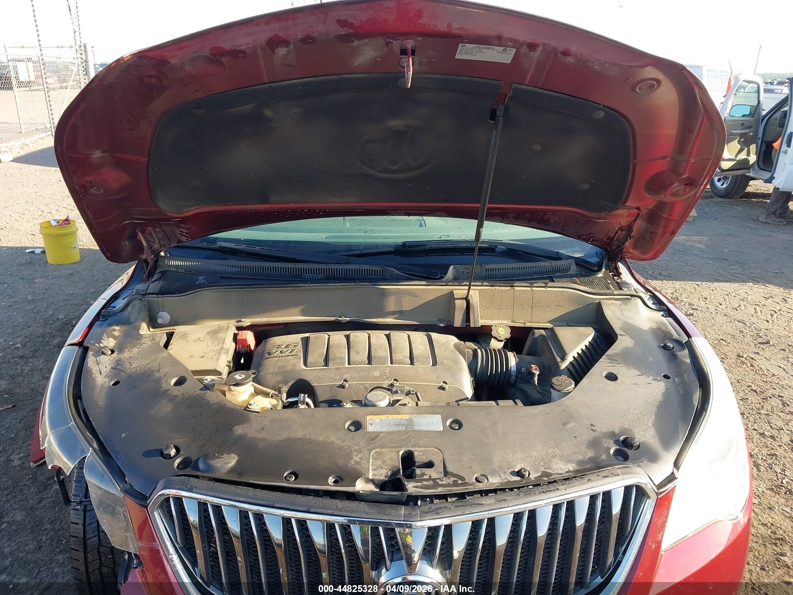 2017 Buick Enclave Leather Red vin: 5GAKRBKD3HJ330653