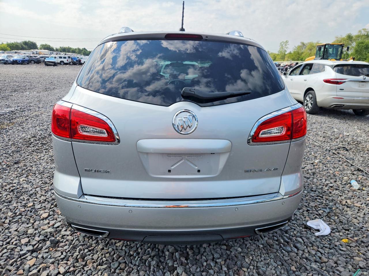 2013 Buick Enclave Silver vin: 5GAKRBKD4DJ240602