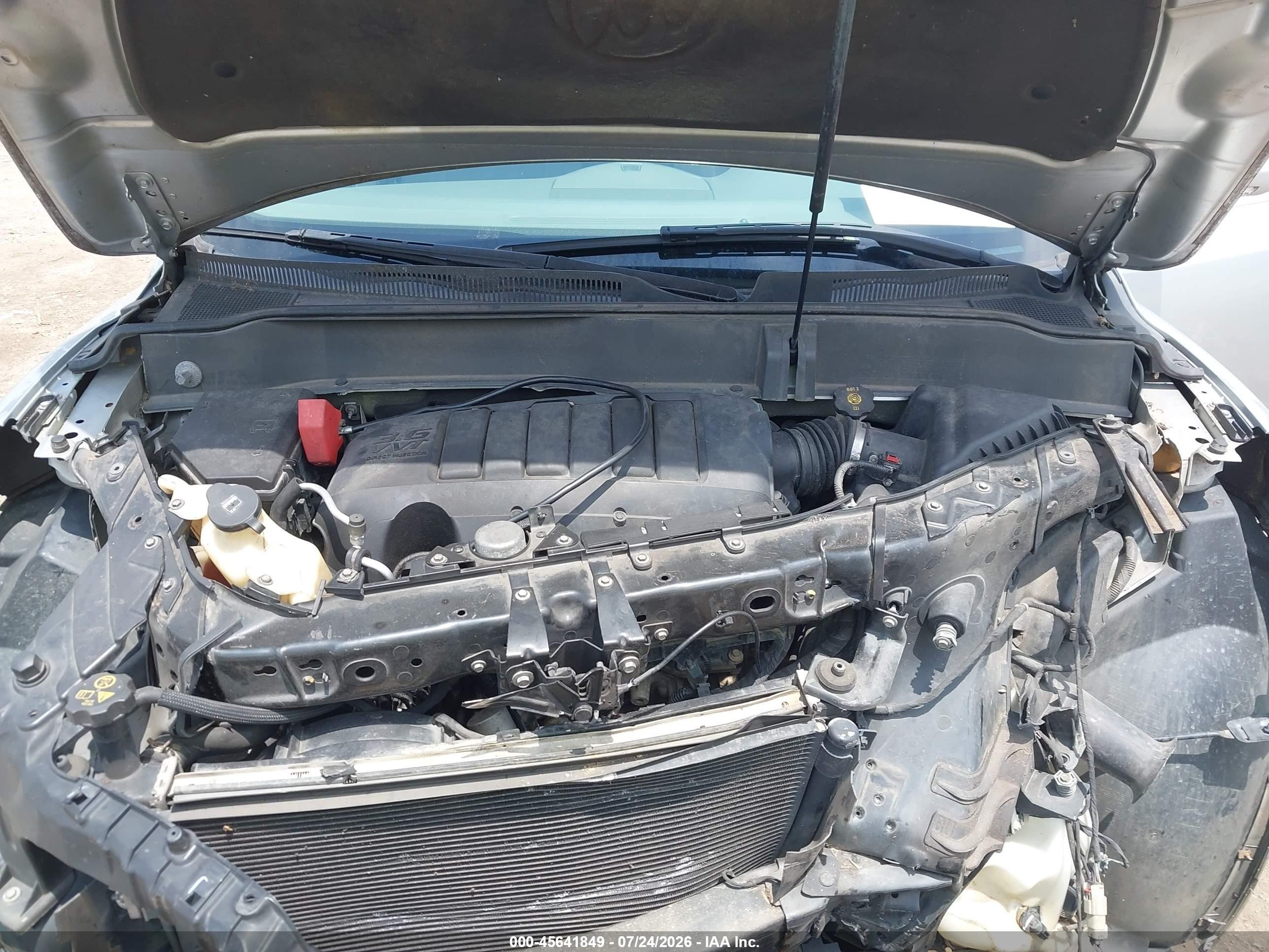 2013 Buick Enclave   Silver vin: 5GAKRBKD4DJ242012