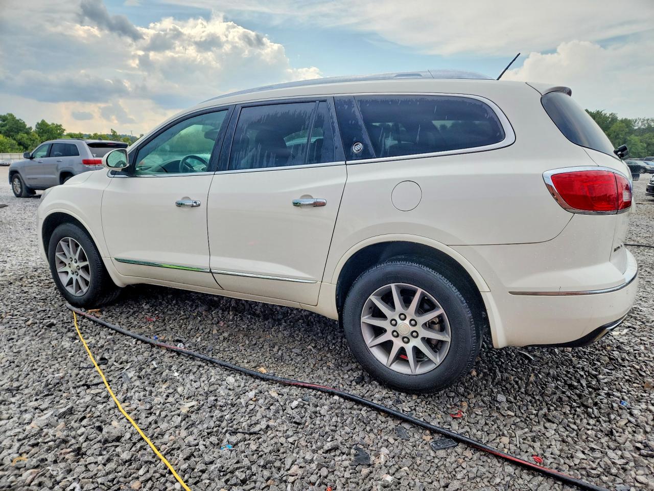 2014 Buick Enclave Cream vin: 5GAKRBKD4EJ211540