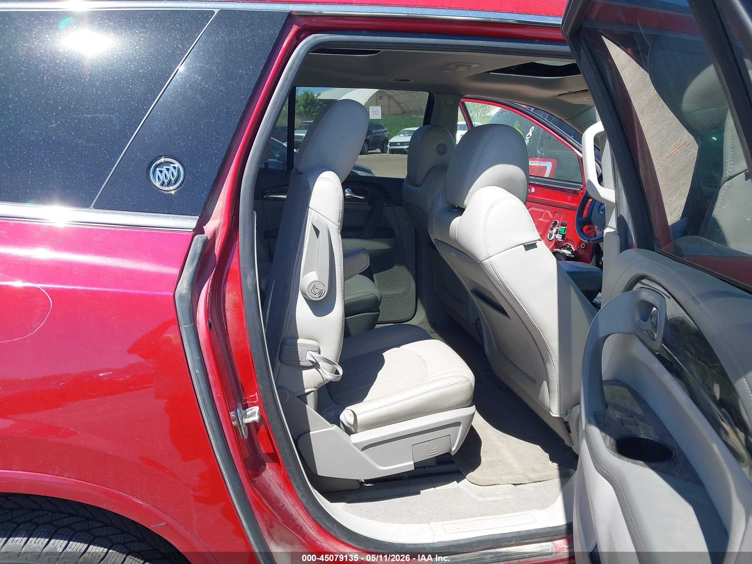 2014 Buick Enclave Leather Red vin: 5GAKRBKD4EJ282267