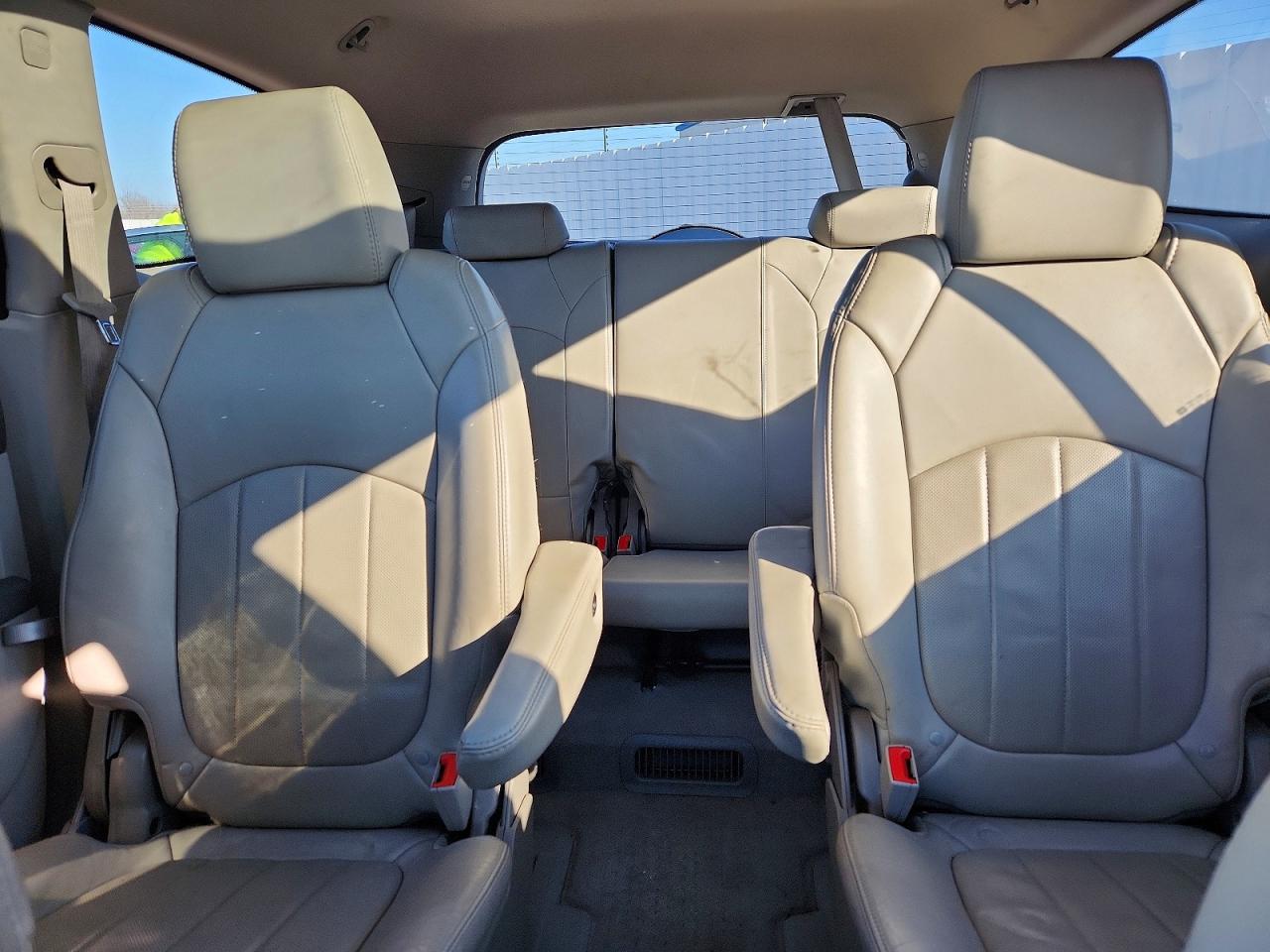 2014 Buick Enclave White vin: 5GAKRBKD4EJ289378