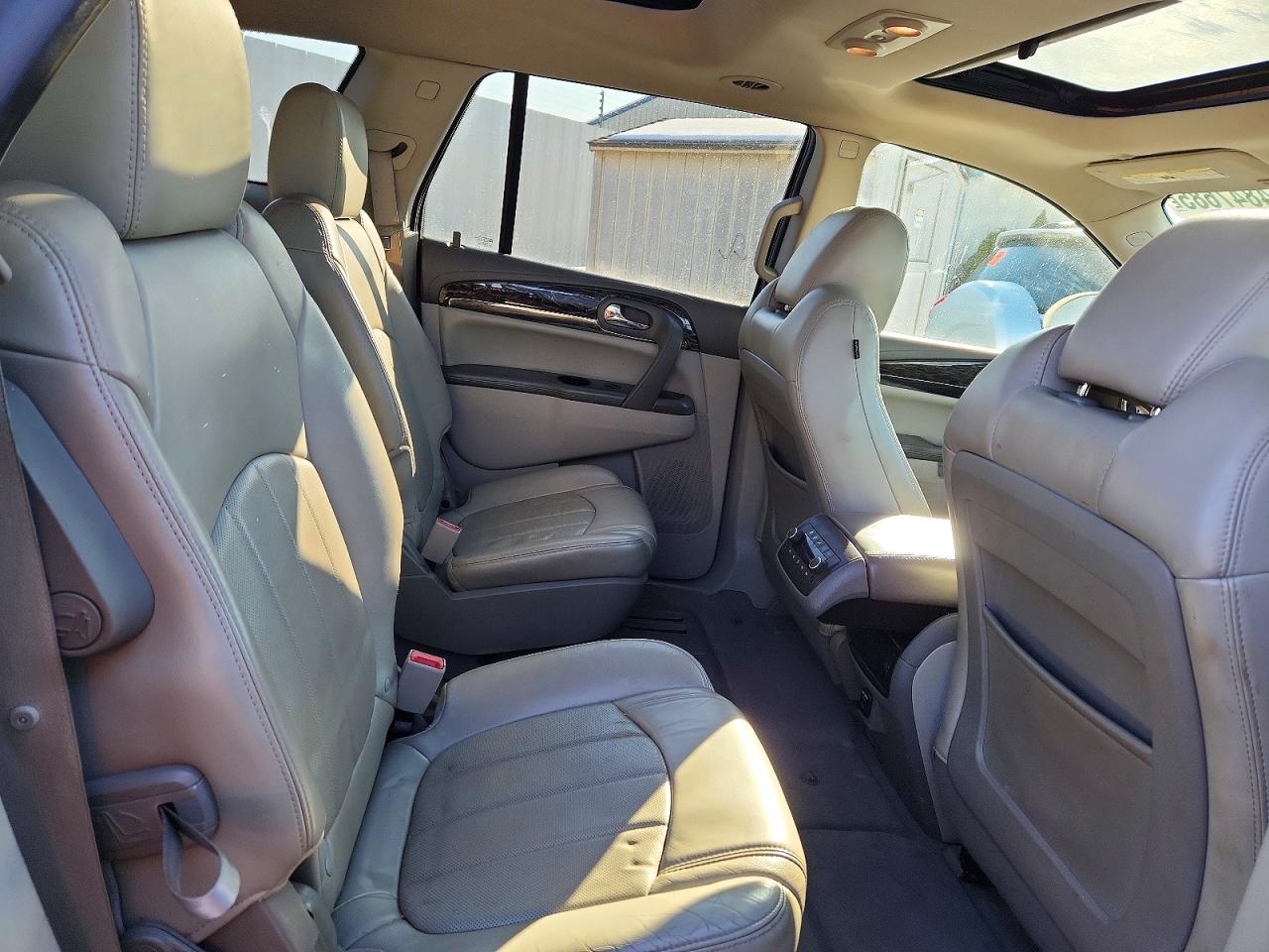 2014 Buick Enclave White vin: 5GAKRBKD4EJ289378