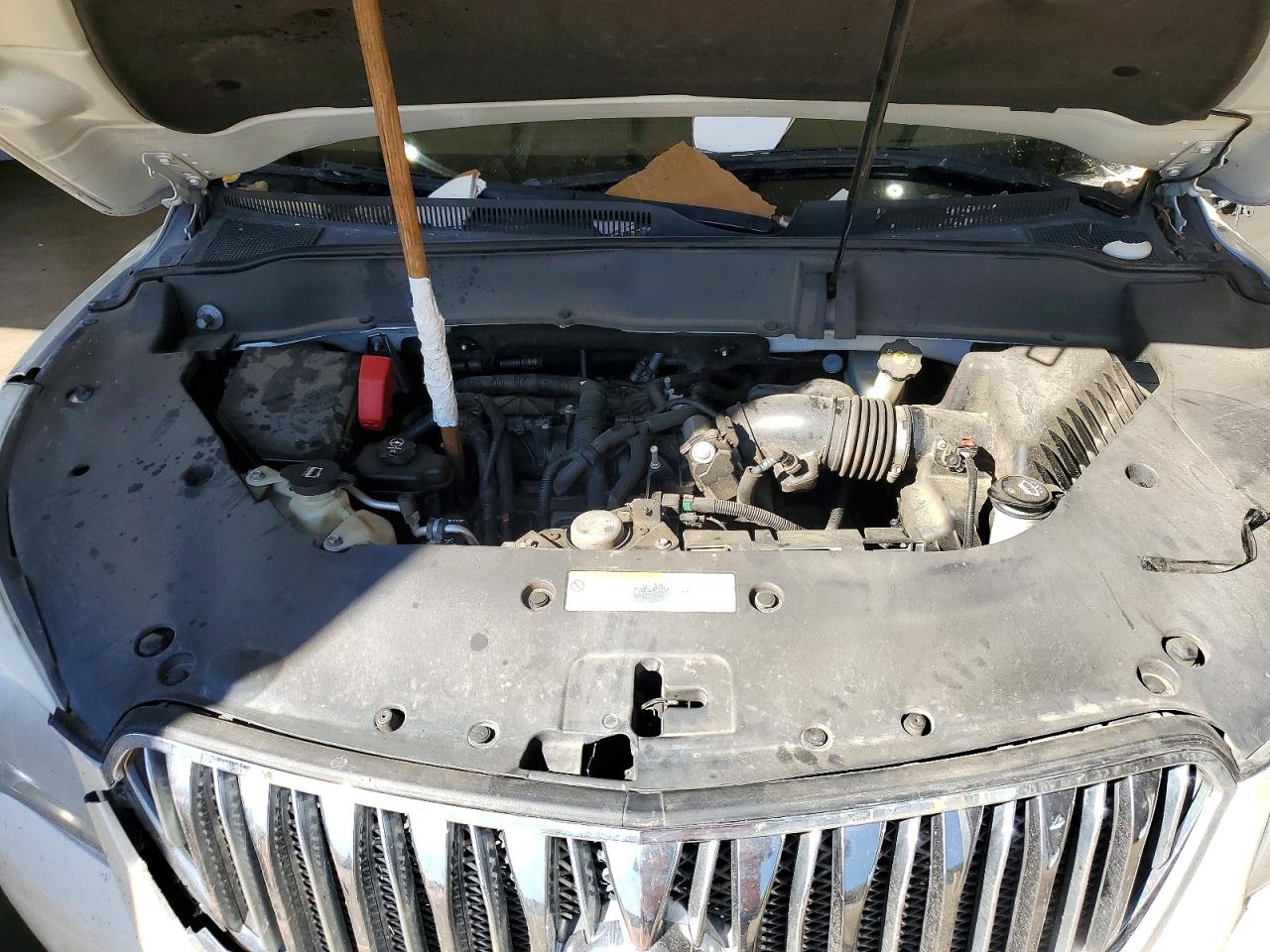 2014 Buick Enclave White vin: 5GAKRBKD4EJ323819