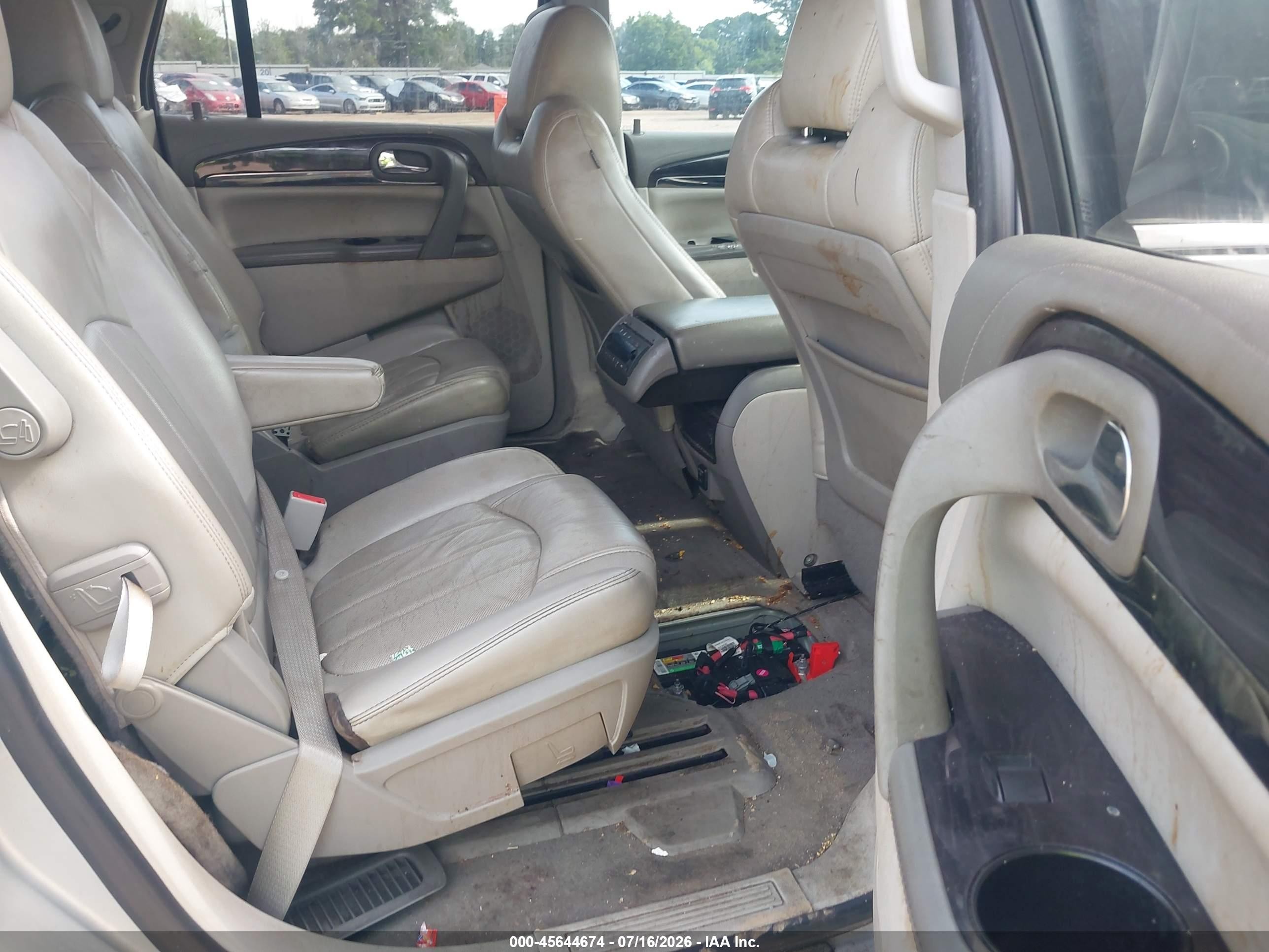 2015 Buick Enclave Leather Silver vin: 5GAKRBKD4FJ230543