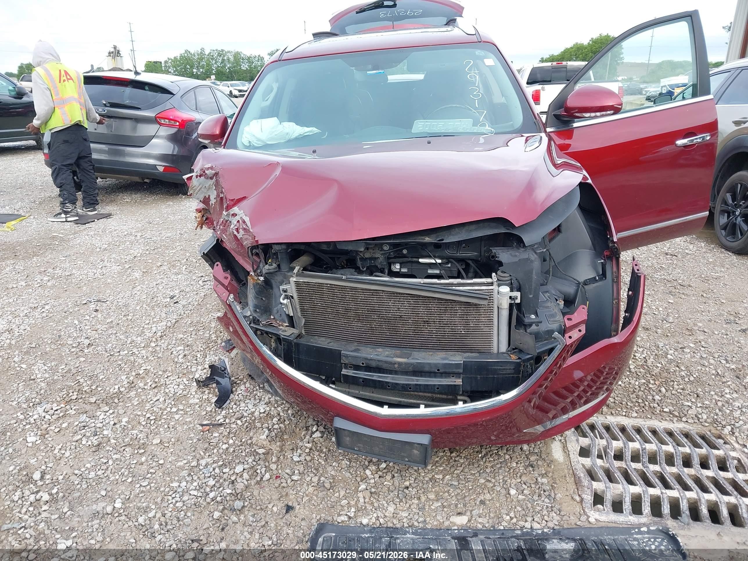 2015 Buick Enclave Leather Burgundy vin: 5GAKRBKD4FJ293173