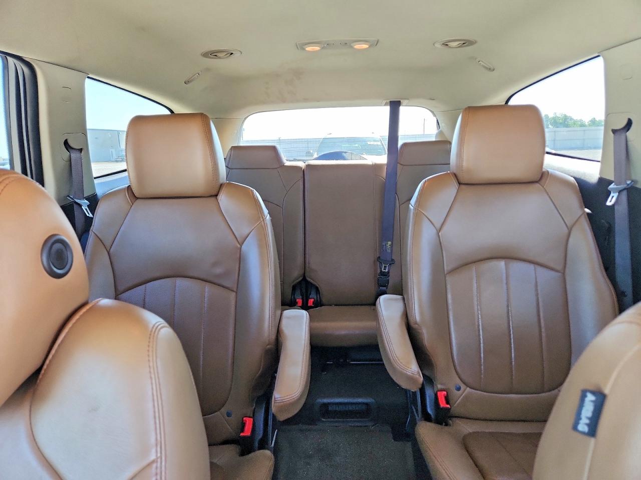 2017 Buick Enclave Burgundy vin: 5GAKRBKD4HJ109465