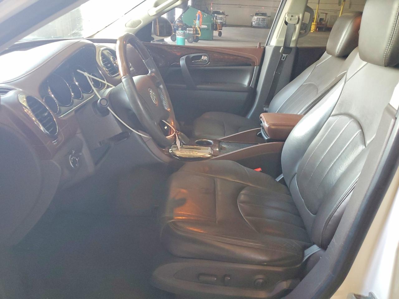 2014 Buick Enclave Белый vin: 5GAKRBKD5EJ331525