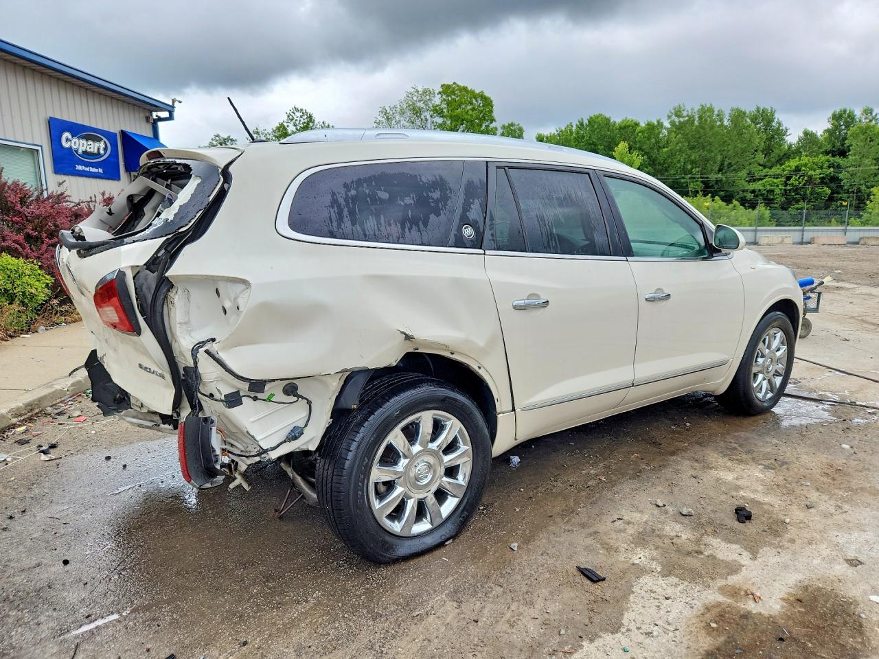 2015 Buick Enclave White vin: 5GAKRBKD5FJ216070