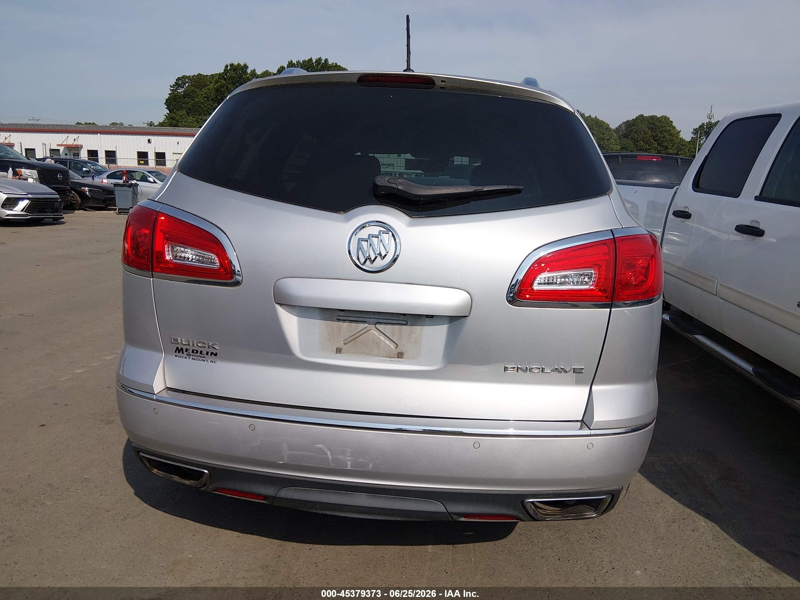 2015 Buick Enclave Leather Silver vin: 5GAKRBKD5FJ349329
