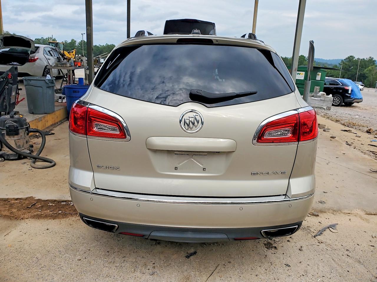 2016 Buick Enclave Beige vin: 5GAKRBKD5GJ256800