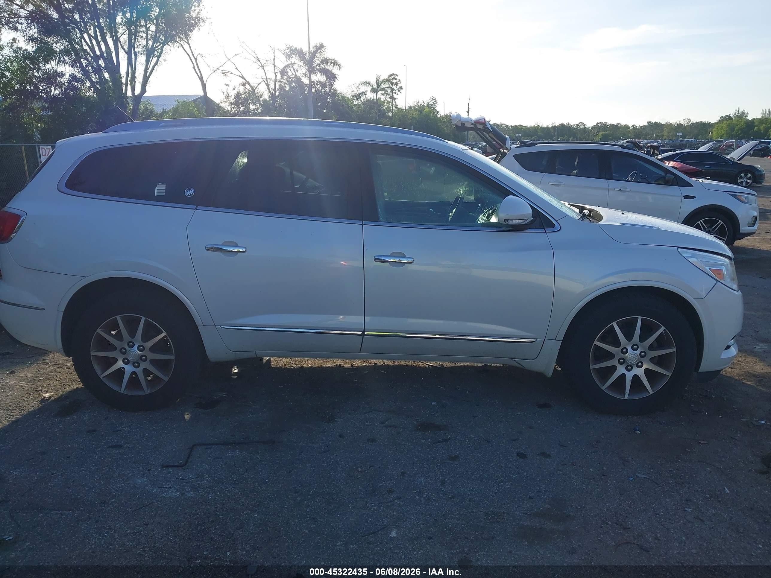 2017 Buick Enclave Leather White vin: 5GAKRBKD5HJ209333