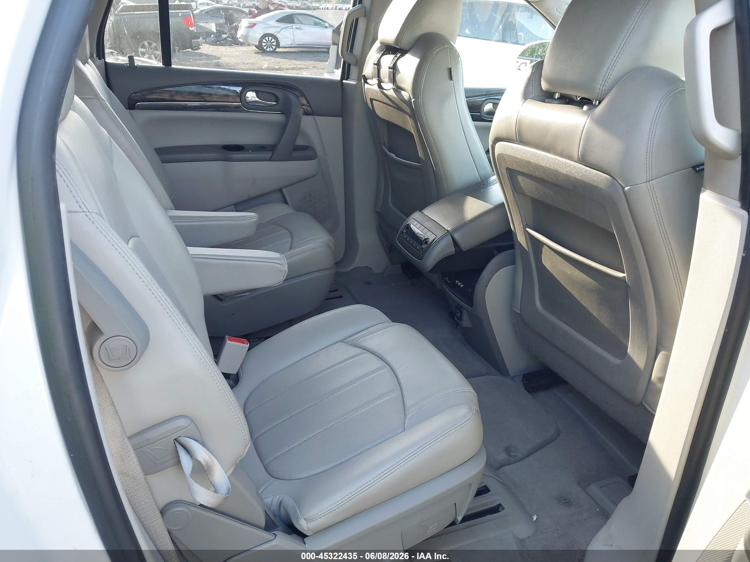 2017 Buick Enclave Leather White vin: 5GAKRBKD5HJ209333
