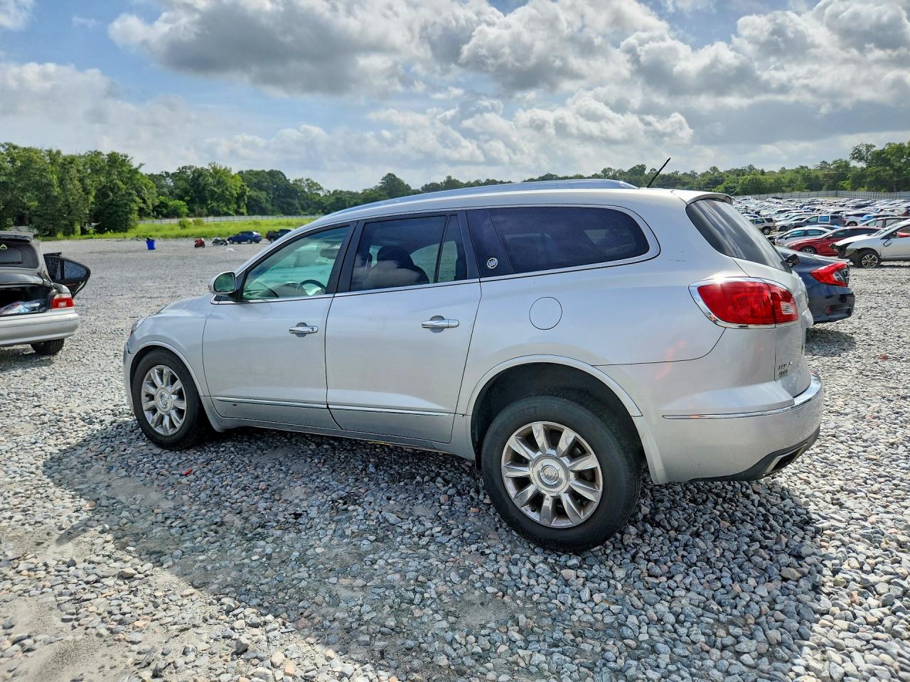 2014 Buick Enclave Silver vin: 5GAKRBKD6EJ245298