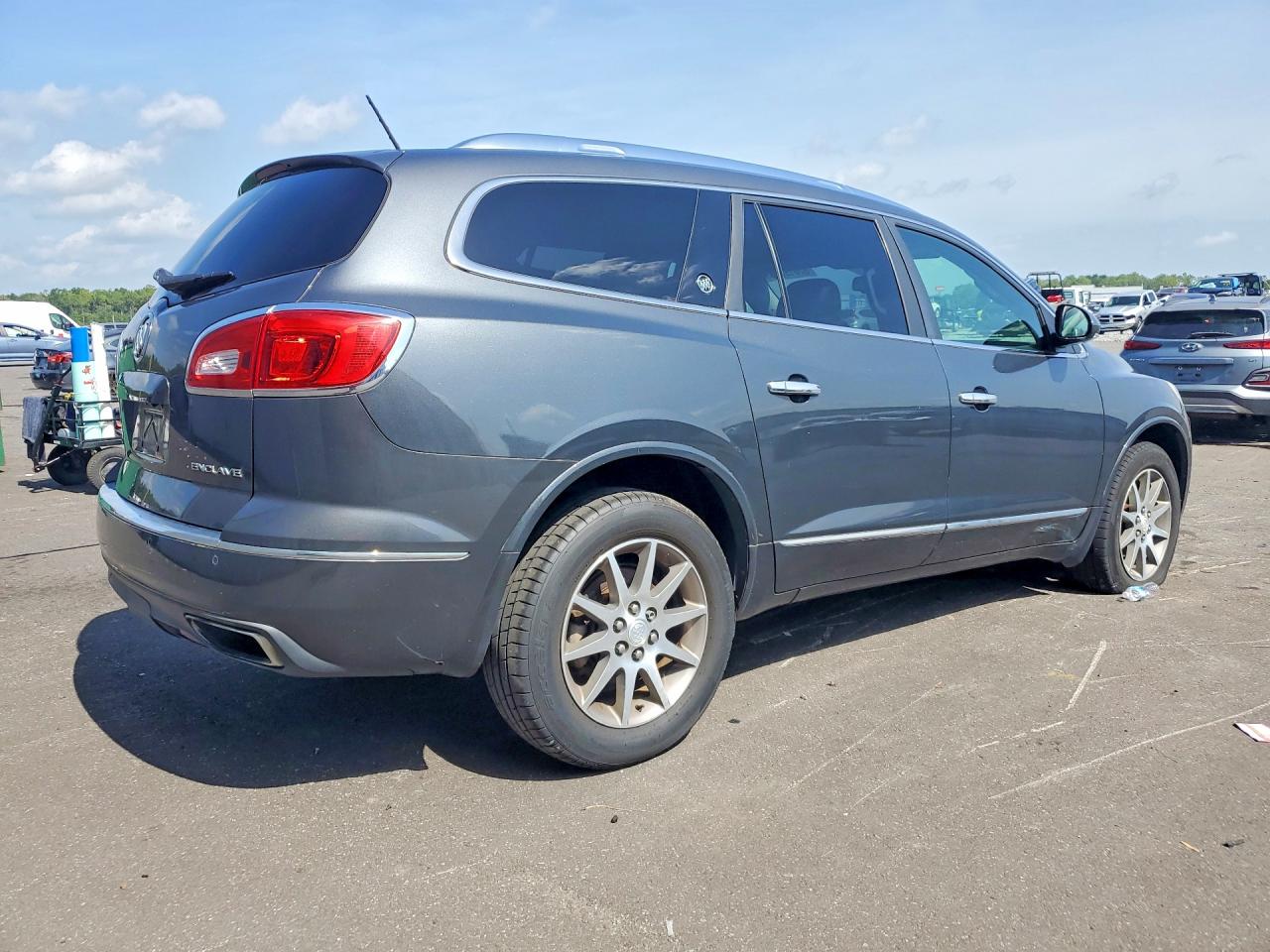 2014 Buick Enclave Silver vin: 5GAKRBKD6EJ262649