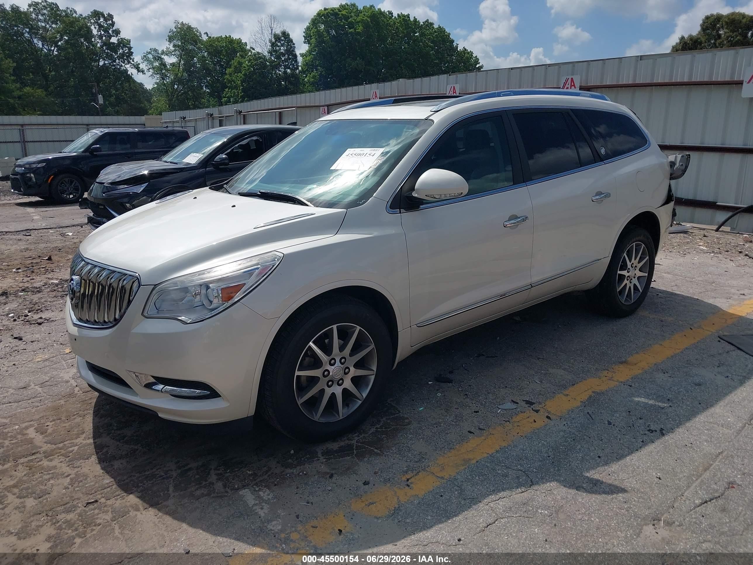 2015 Buick Enclave Leather Белый vin: 5GAKRBKD6FJ182401