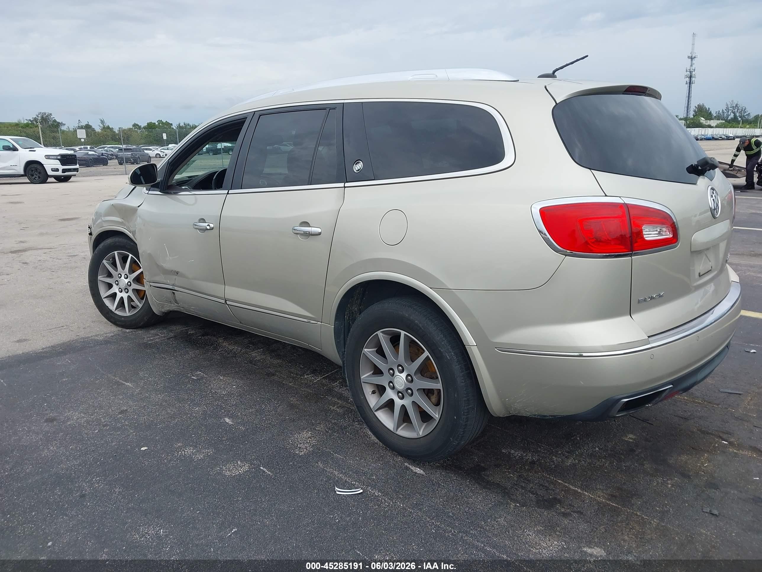 2015 Buick Enclave Leather Gold vin: 5GAKRBKD6FJ211234
