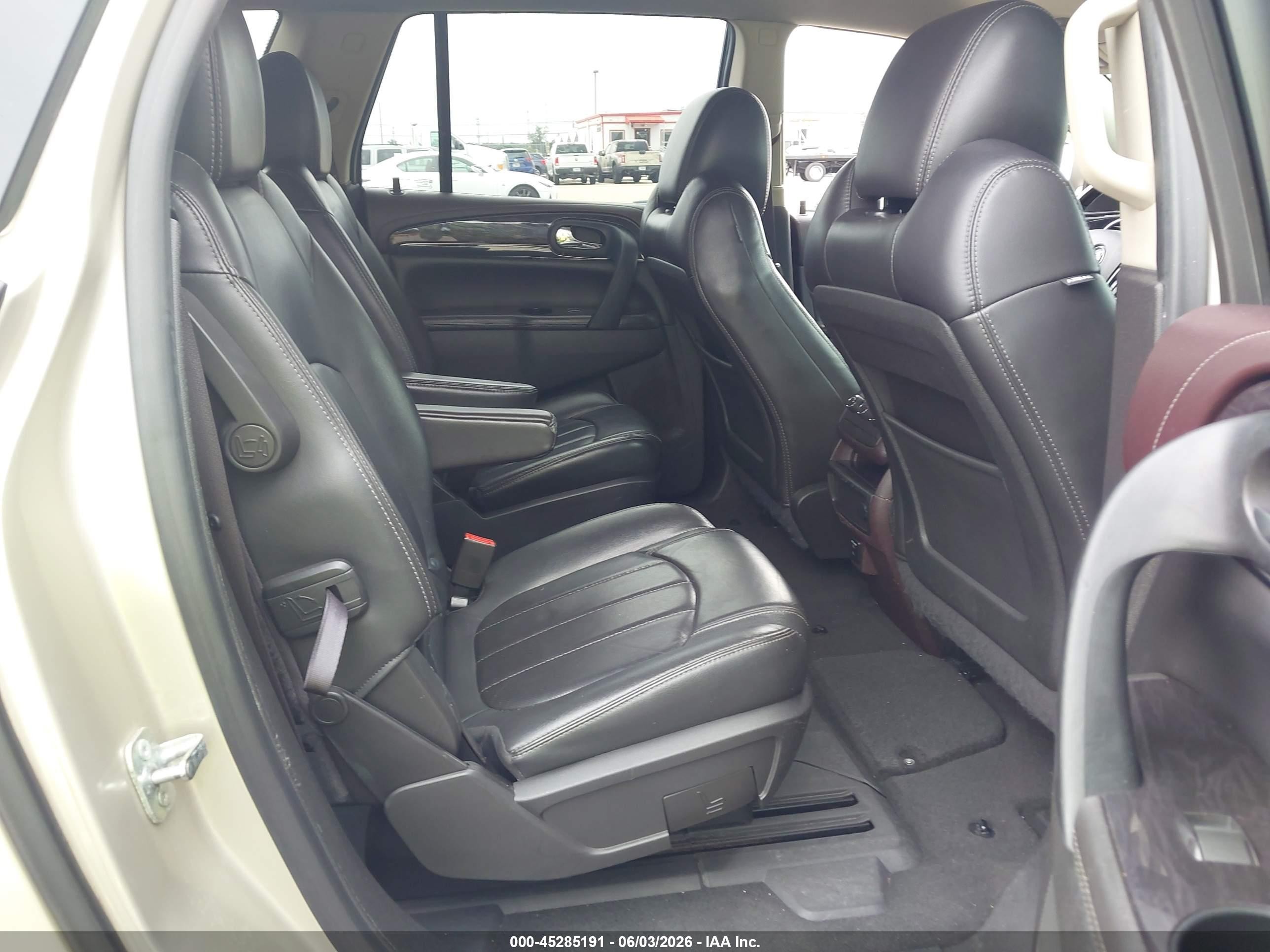 2015 Buick Enclave Leather Gold vin: 5GAKRBKD6FJ211234