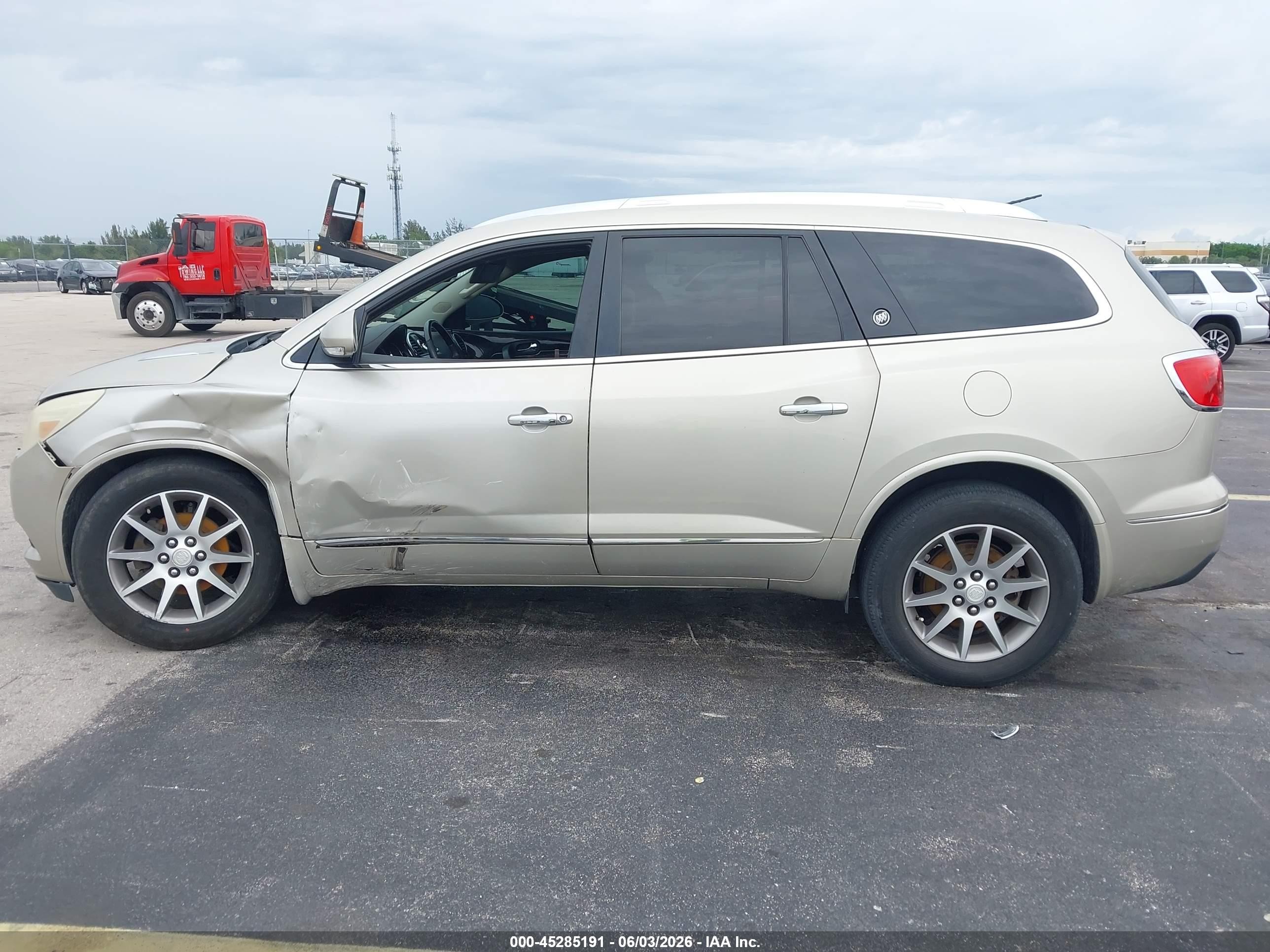 2015 Buick Enclave Leather Gold vin: 5GAKRBKD6FJ211234
