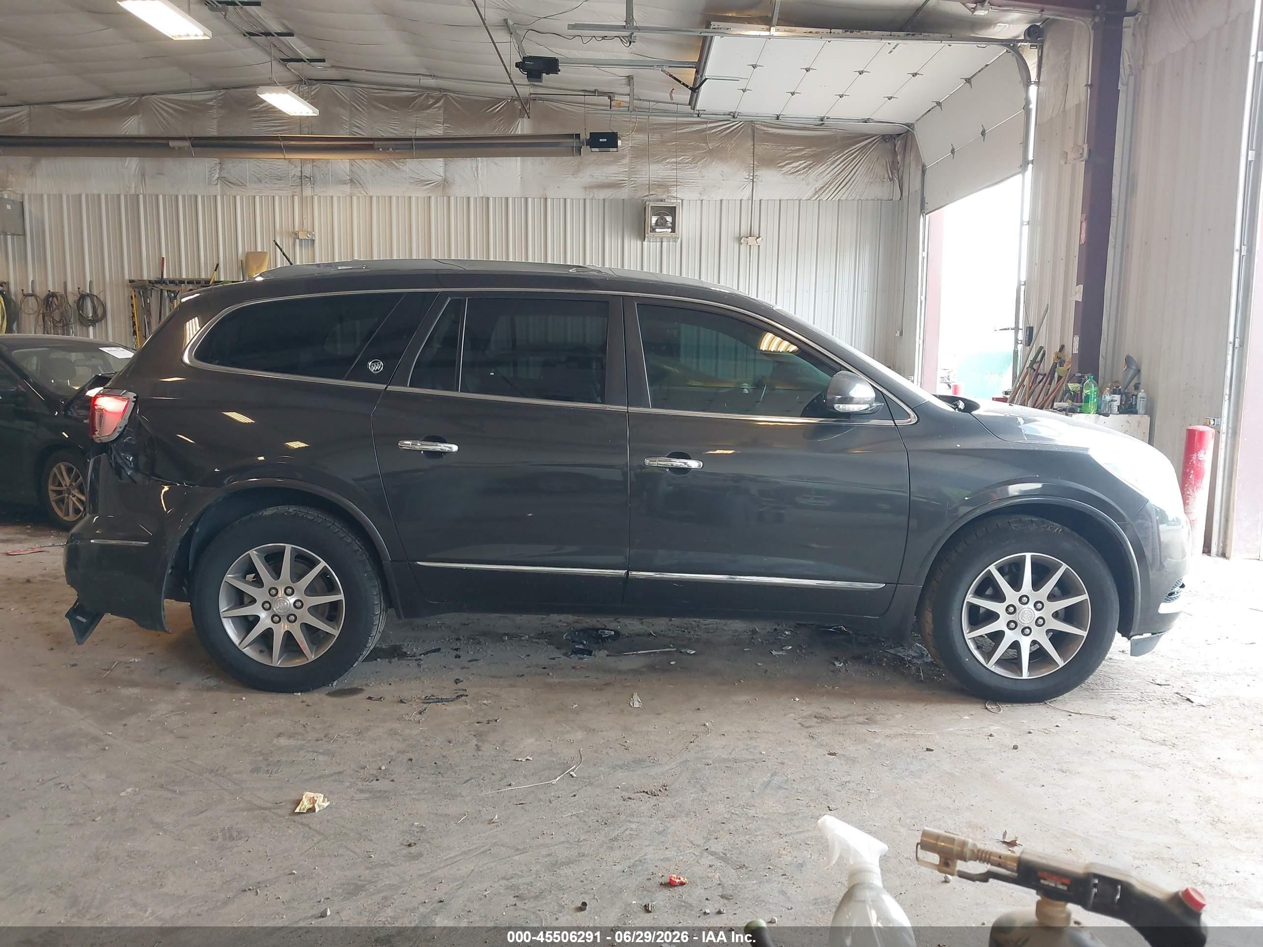 2015 Buick Enclave Leather Gray vin: 5GAKRBKD6FJ252530
