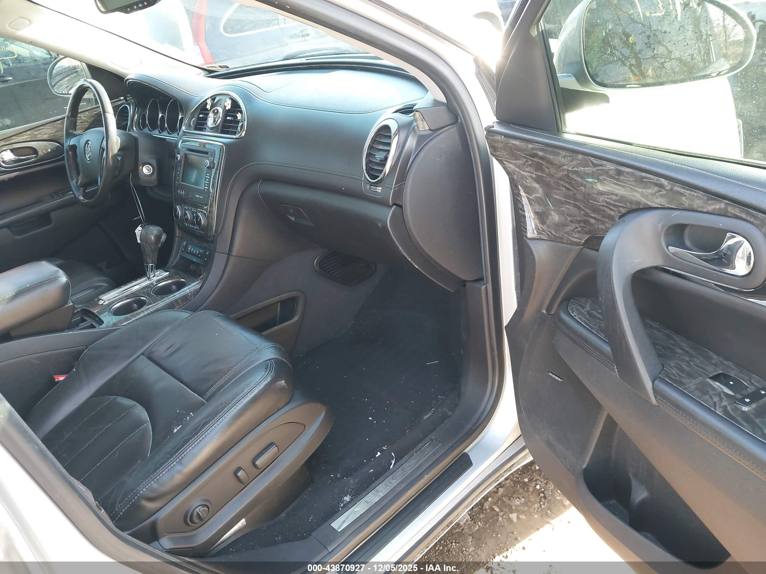 2014 Buick Enclave Leather Silver vin: 5GAKRBKD7EJ170109