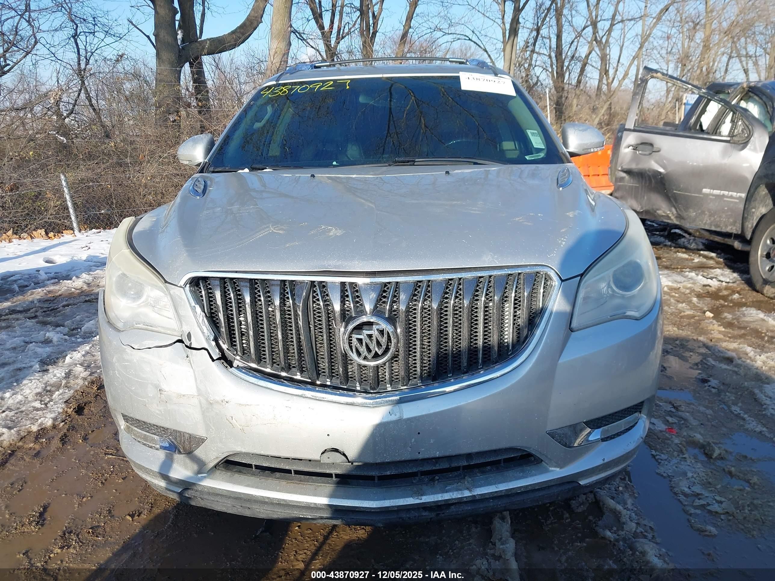 2014 Buick Enclave Leather Silver vin: 5GAKRBKD7EJ170109