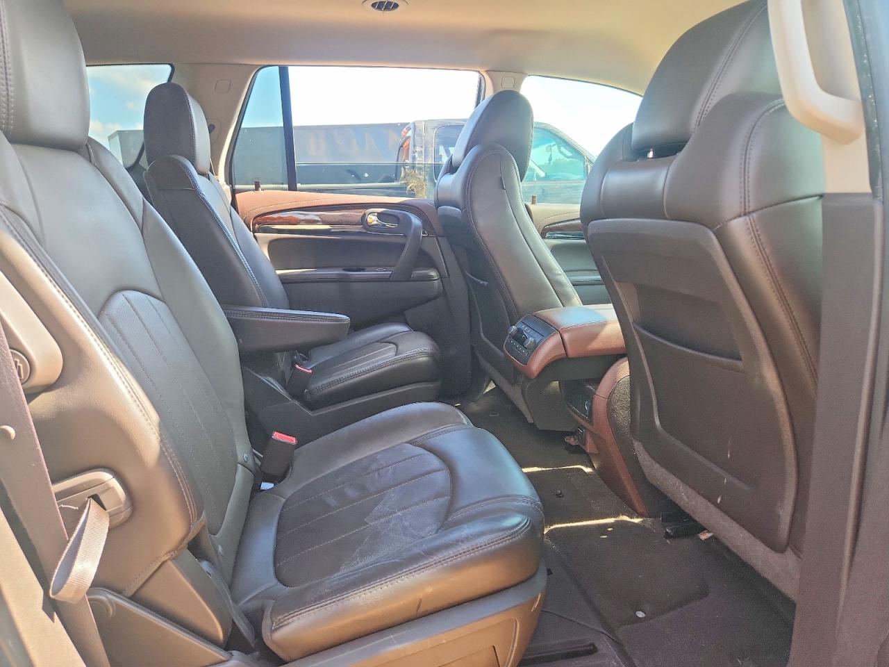 2014 Buick Enclave Белый vin: 5GAKRBKD7EJ220006