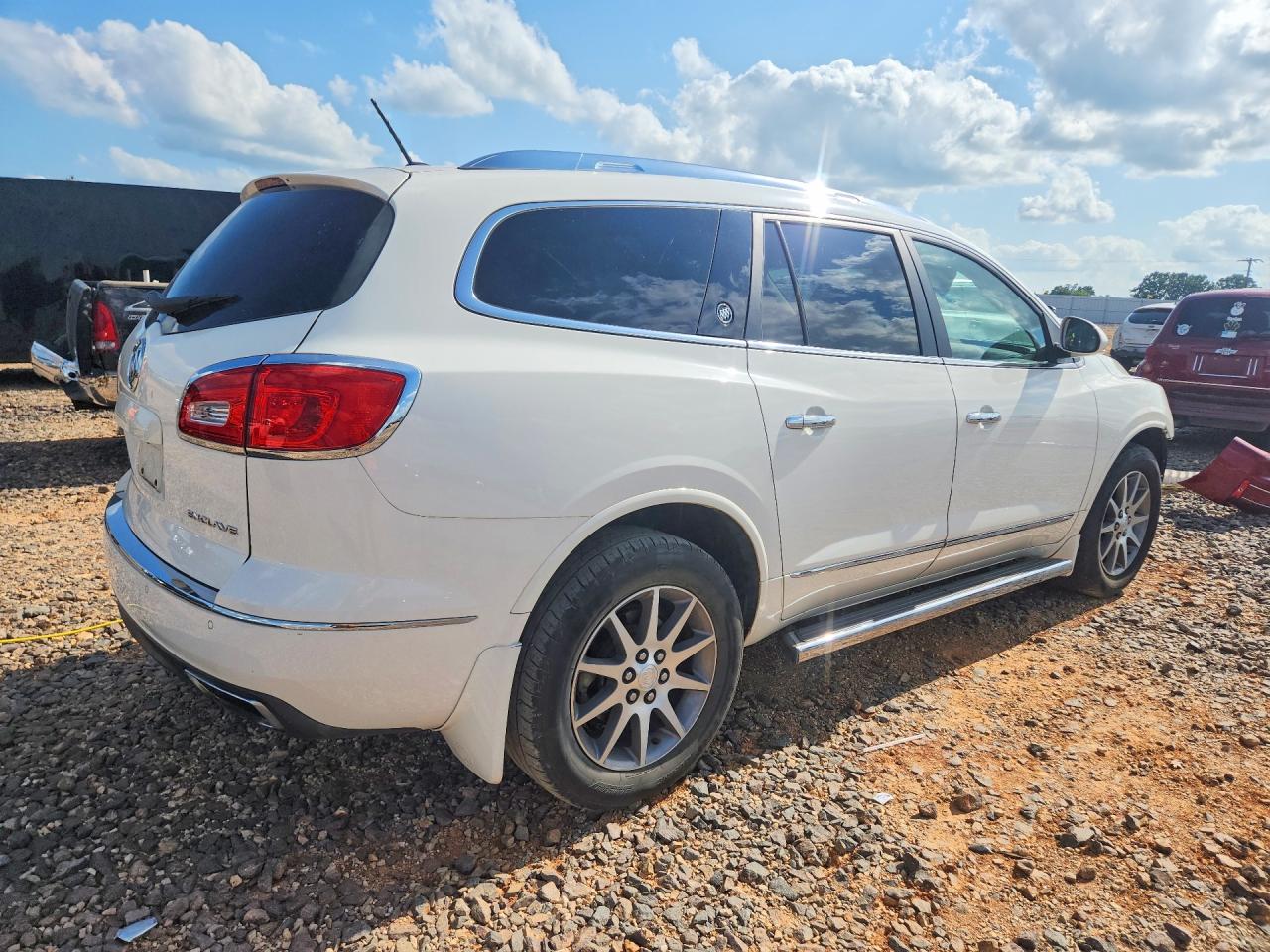 2014 Buick Enclave Белый vin: 5GAKRBKD7EJ220006