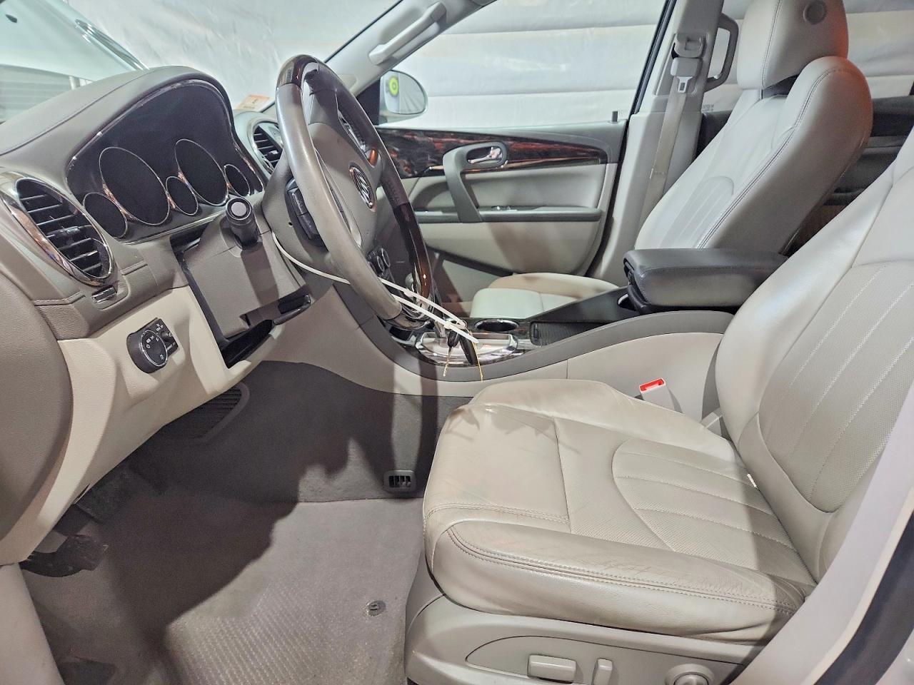 2014 Buick Enclave Silver vin: 5GAKRBKD7EJ281341