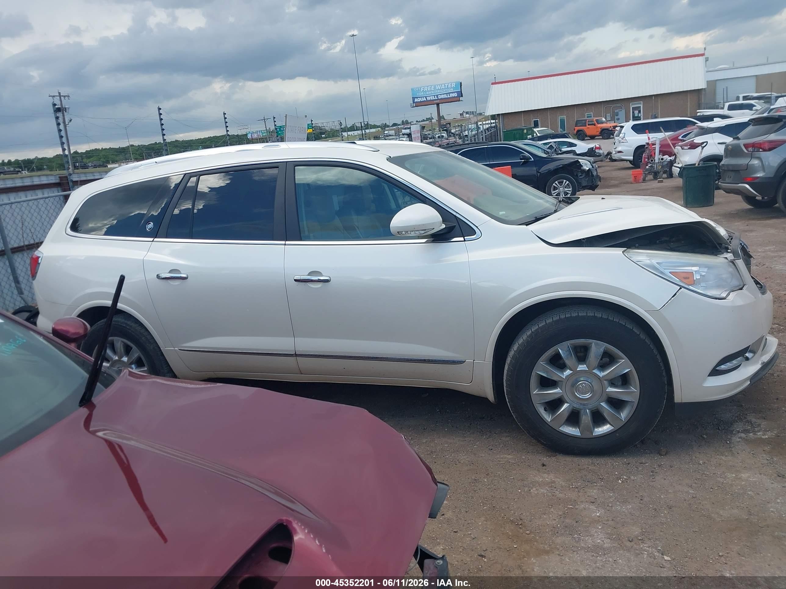 2014 Buick Enclave Leather White vin: 5GAKRBKD7EJ341702