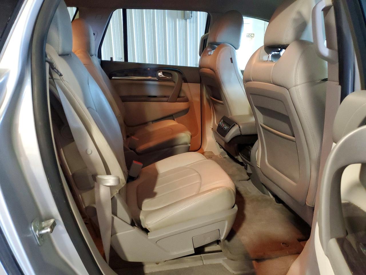 2015 Buick Enclave Silver vin: 5GAKRBKD7FJ160875