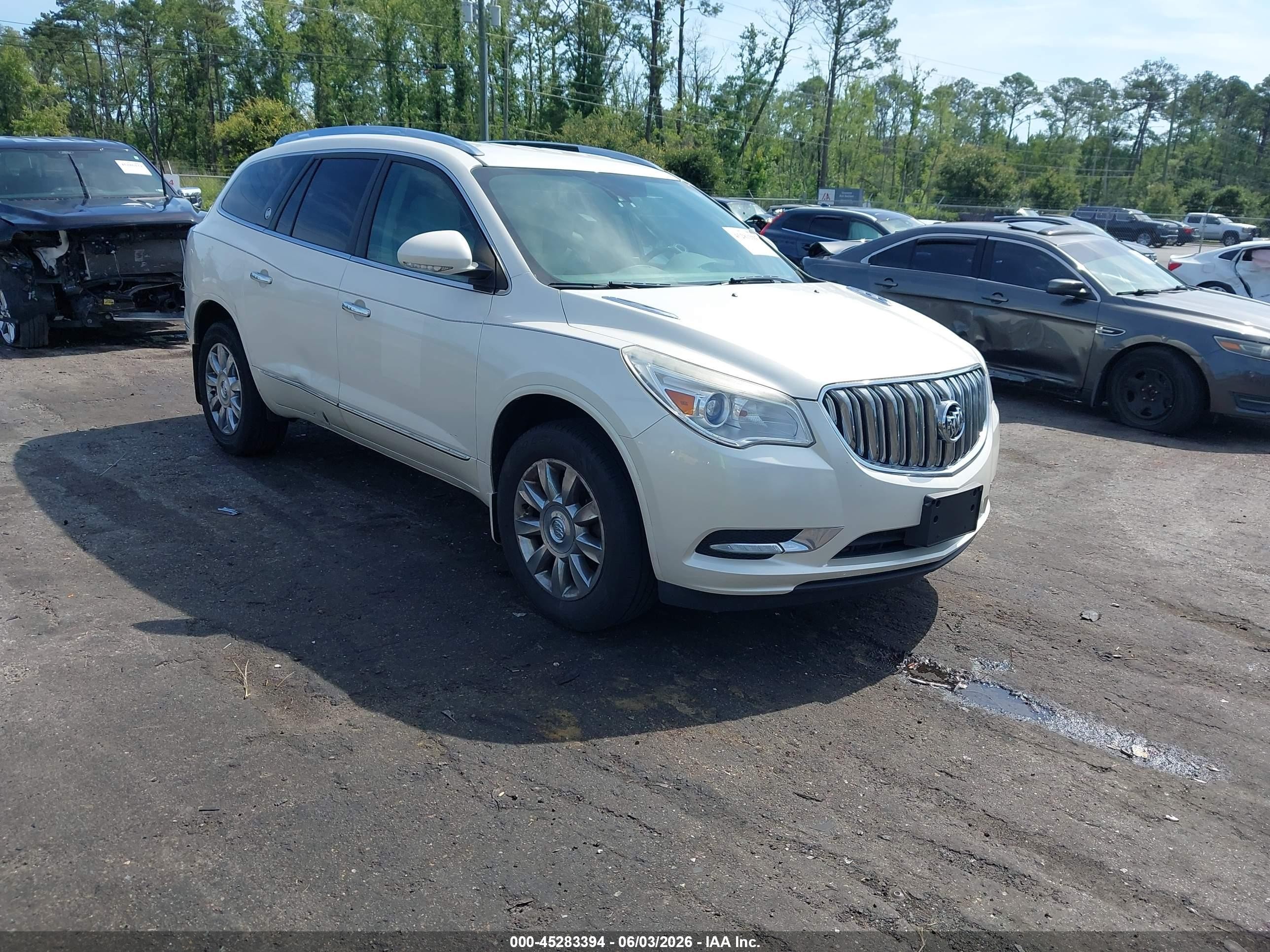 2015 Buick Enclave Leather White vin: 5GAKRBKD7FJ291952