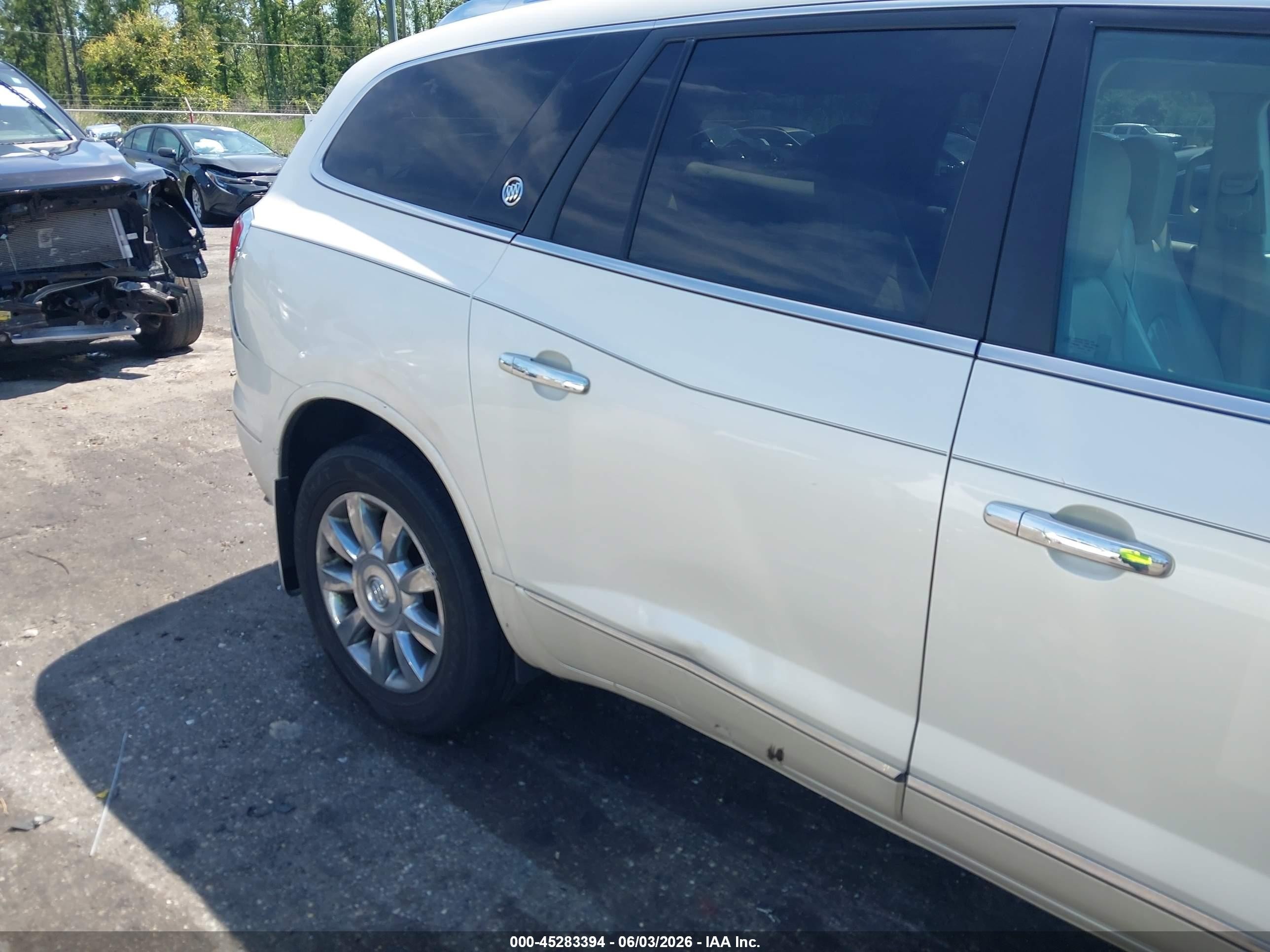 2015 Buick Enclave Leather White vin: 5GAKRBKD7FJ291952